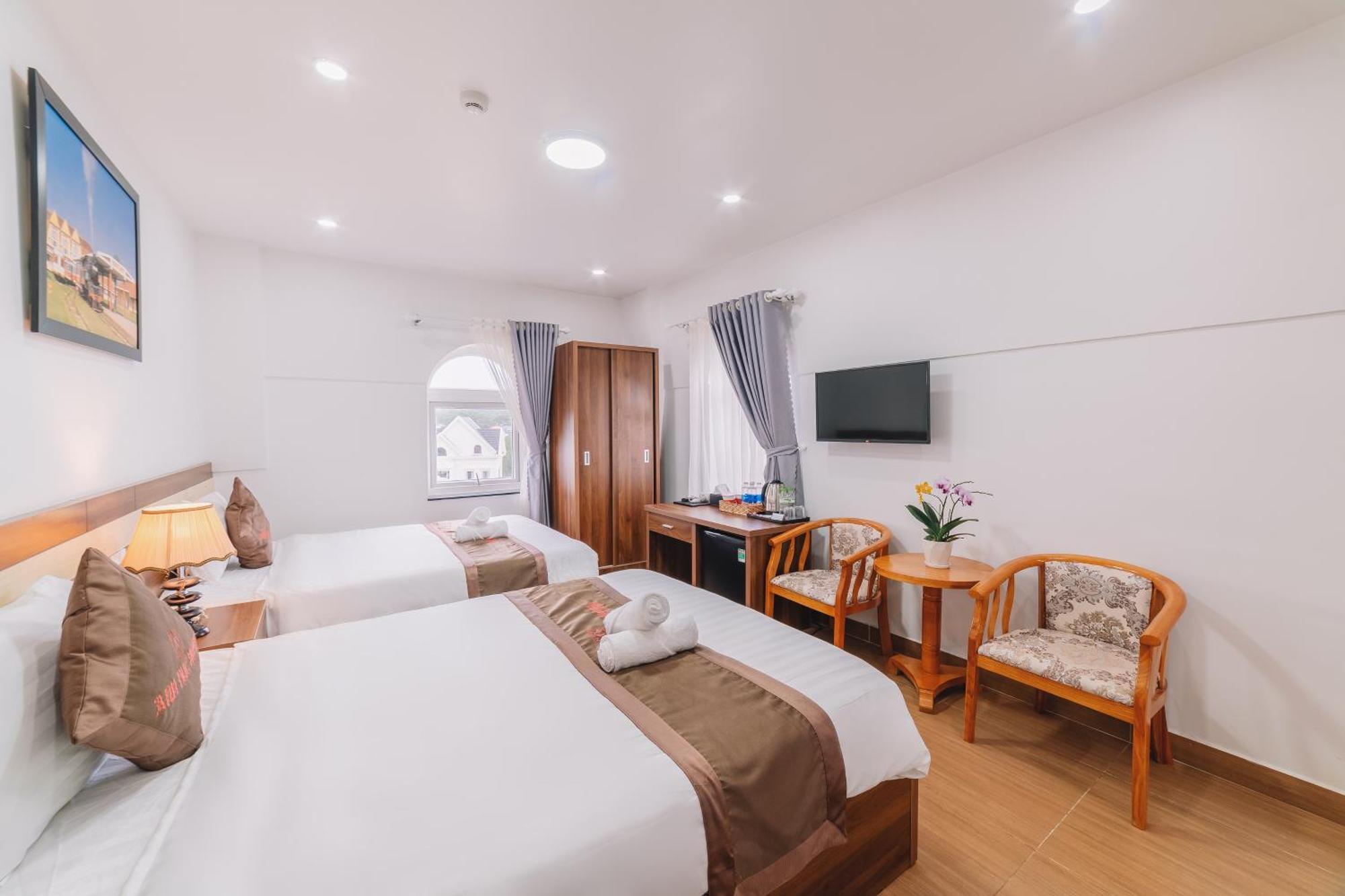 Anh Duc Hotel Da Lat City Exteriör bild