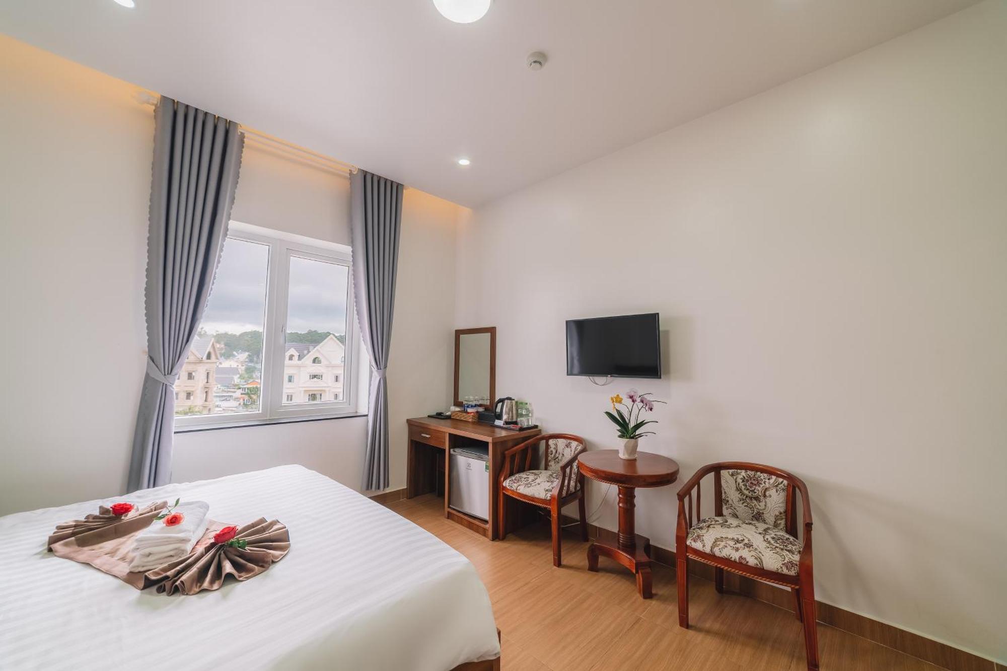 Anh Duc Hotel Da Lat City Exteriör bild
