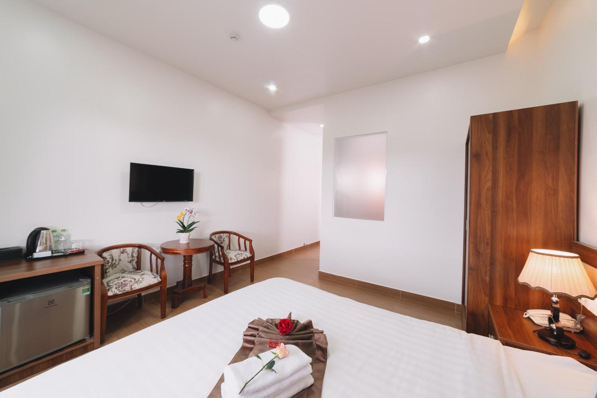 Anh Duc Hotel Da Lat City Exteriör bild